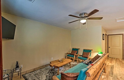 West Glacier House | Cozy and Secluded Cabin - 4 Mi to Glacier Natl Park