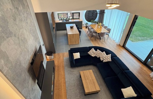 Otopeni Villa | Cozy and stylish family home