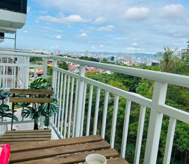 Mactan Export Processing Zone Apartment | Cozy and Sunny Apartment near to Mactan Cebu International Airport - Amani Grand Resort & Residences