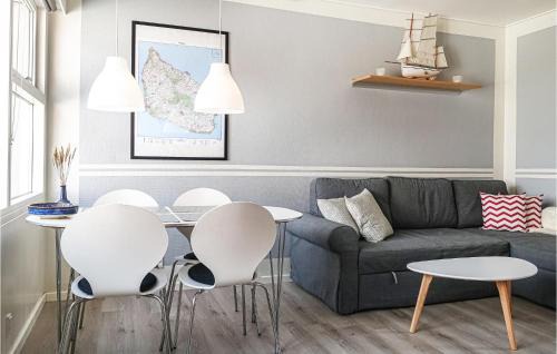 Sandkaas Apartment | Cozy Apartment In Allinge With Wifi