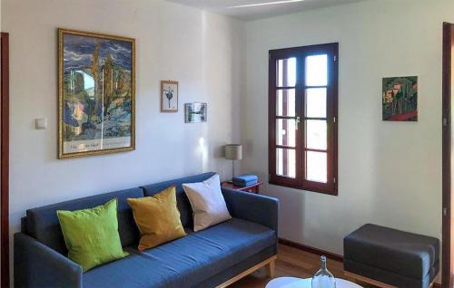 Bribir Apartment | Cozy Apartment In Bribir With Kitchen