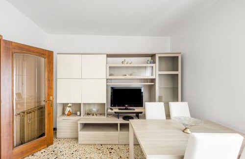 Campalto Apartment | Cozy Apartment near Venice with Balcony!