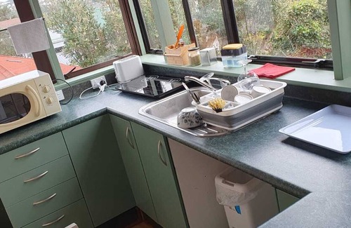 Tawa Apartment | Cozy apartment nestled among Wellington Hills with beautiful views