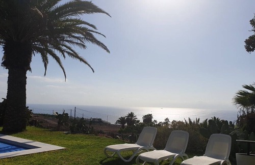 Adeje Apartment | Cozy Apartment Sea Views and Pool, Private Area