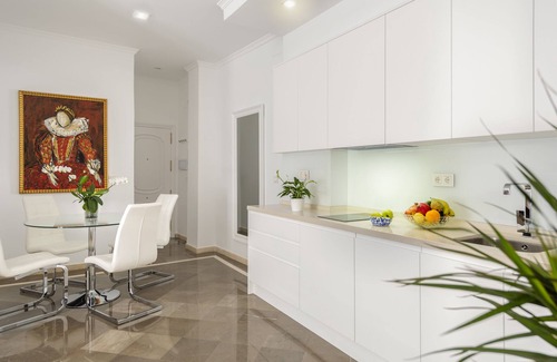 Centro - Sagrario Apartment | Cozy Apartment Suited for Couples. Sagrado Corazon