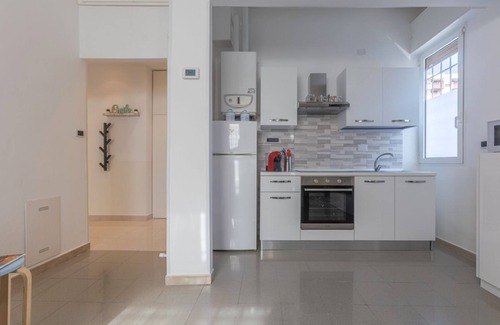 Saragozza-Porto Apartment | Cozy apartment that accommodates up to 4 people, bright and quiet, equipped with all the comforts for a pleasant stay. The accommodation is located a few minutes walk from the Maggiore hospital, Via Saffi and a short distance from the Velodromo Park. It
