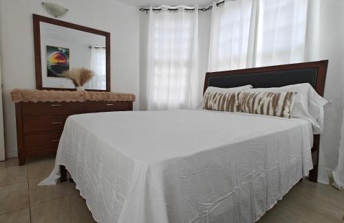 St.Bran's Burg Apartment | Cozy Apartment w/Ocean View, Pool & Beach Access