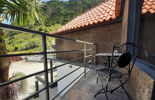 Ponta Delgada Apartment | Cozy apartment with sea view, pool, free wi-fi, Madeira Island