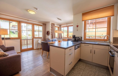 Hochkrimml Apartment | Cozy apartment with mountain view and close to the slopes in the Zillertal Arena