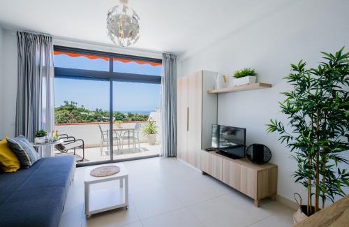 San Eugenio Apartment | Cozy apartment with seaview and parking