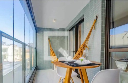 Parafuso Apartment | Cozy Apt Farol da Barra | Wifi and rooftop with pool