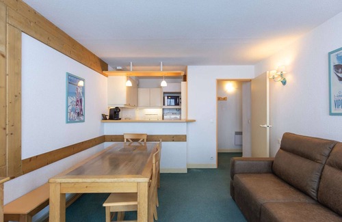 La Mongie Apartment | Cozy Apt for 6, Balcony, Parking, Ski-in/Ski-out, Stunning Views, Montana II