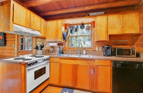 San Marcos Cabin | Cozy Cabin - Hot tub, Views, Wimberley Area