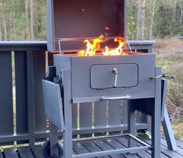Arendal House | Cozy cabin on Tromøy - Arendal with rowboat and dock space