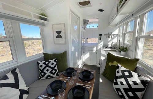 Miramar House | Cozy caravan in San Diego with AC & Wifi
