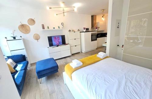 Gare Apartment | Cozy central Studio in Luxembourg city
