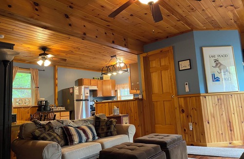 Keene Ski Chalet | Cozy chalet in adorable Keene with AC, WiFi
