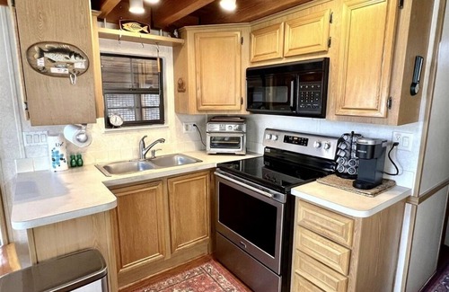 Breckenridge Ski Chalet | Cozy chalet on the Swan River at Tiger Run