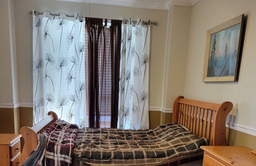 Fleetwood House | Cozy comfort staying furnished rooms