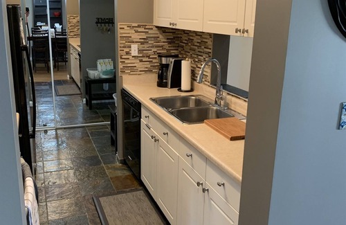 North Central Edmonton Condo | Cozy Condo close to LRT, Stadium and Expo Center.