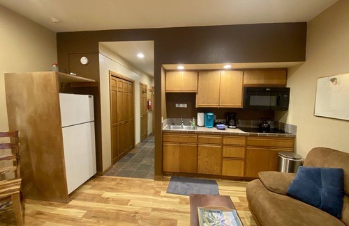 Purgatory Condo | Cozy Condo in Cascade Village, right next to Purgatory Ski Resort!