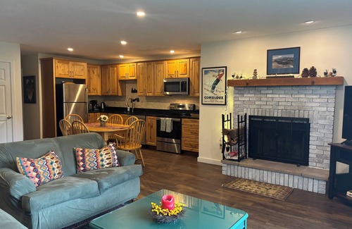 Lake Placid Condo | Cozy Condo - Mountain Views - Walk Downtown