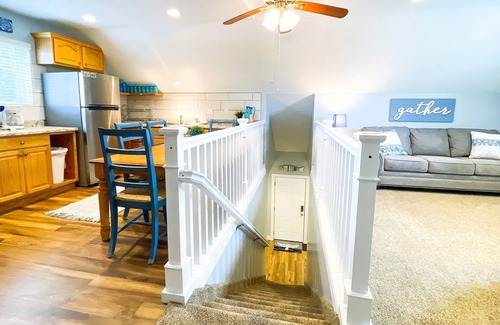 Garden City Cottage | Cozy Cottage w/Hot Tub, 2 Blocks from Lake, 15 minute drive to Beaver Mtn