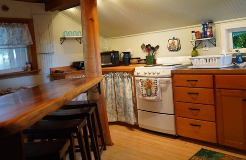 Oregon Coast Cabin | Cozy Creekside Cabin w/fire pit, steps from the beach and town