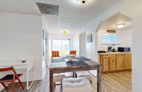 Ingleside on the Bay House | Cozy duplex with beach access, bikes, patio with bay views