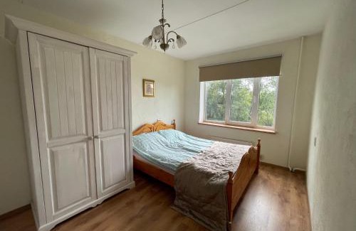 Kurzeme Suburb Apartment | Cozy Family River View Flat Near The Beach Seaside