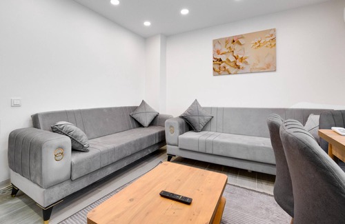 Uskudar Apartment | Cozy Flat 10 min to Marmaray and Uskudar Coast