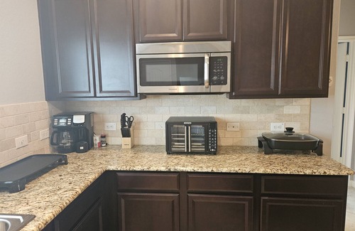New Braunfels Apartment | Cozy fully furnished 1-bedroom apartment with WiFi, AC in pleasant New Braunfels