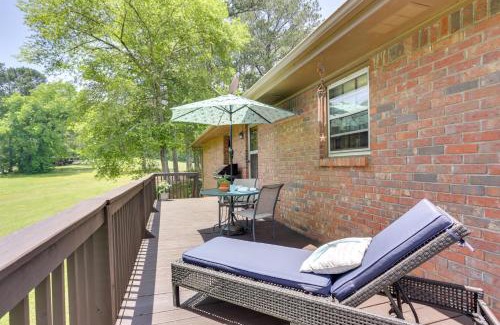 Cartersville House | Cozy Georgia Getaway with Deck, Grill and Fire Pit!
