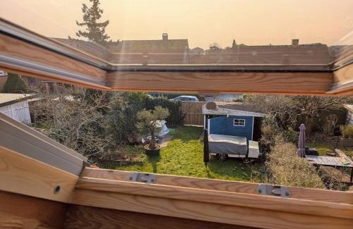 Kastrup Apartment | Cozy Haven - Bright small rooms, easy public transport