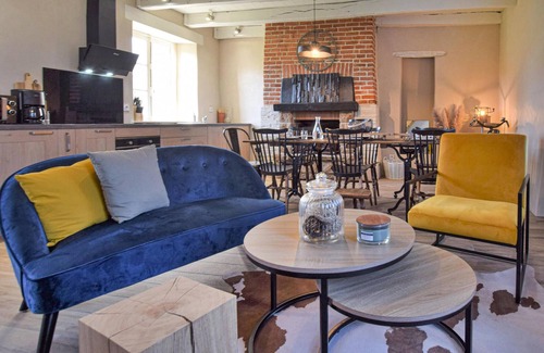 Saint-Brice-de-Landelles House | Cozy home in Saint-Brice-de-Landell