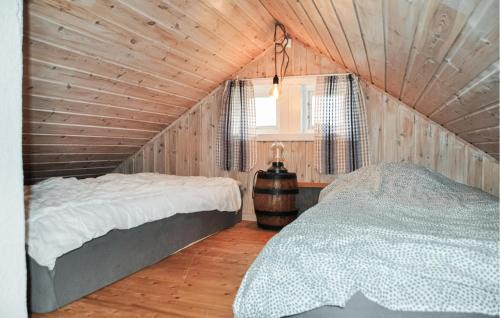 Arjang House | Cozy Home In Årjäng With Kitchen