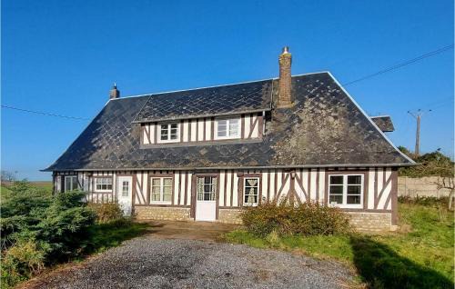 Berthouville House | Cozy Home In Berthouville With Wifi