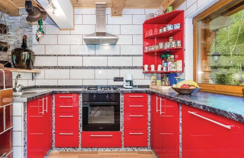 Delnice House | Cozy home in Delnice with kitchen