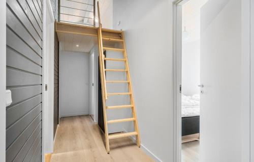 Frørup House | Cozy Home In Frørup With Jacuzzi