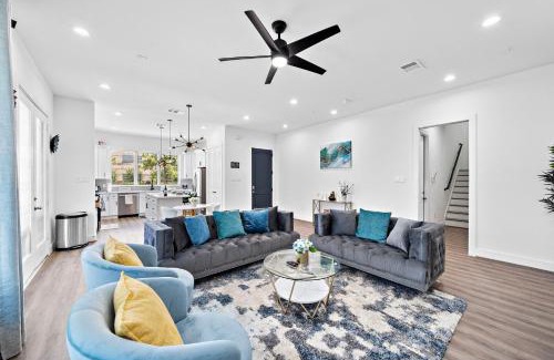 Riverside Terrace House | Cozy Home Near MedCenter, Uptown, & Downtown