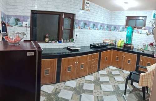 Mohal House | Cozy Homestay with kitchen in the valley of Himalayas and beside river Beas.