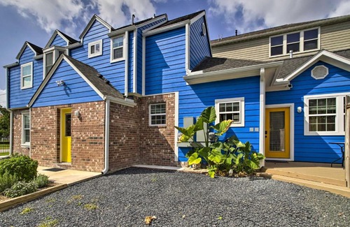 South Central Houston Apartment | Cozy Houston Retreat with Yard about 3 Mi to Dtwn!