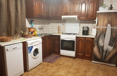 Kamari House | cozy kalydna house!