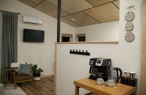 Sextonville Cabin | Cozy Modern Scandi cabin in SW Wisconsin