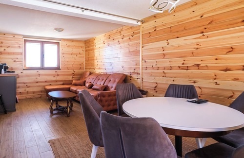 Virak House | Cozy mountain house with sauna in the middle of untouched nature