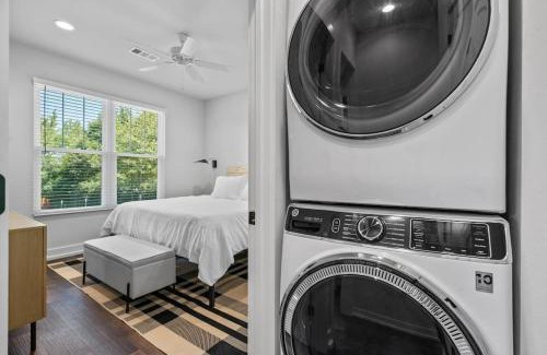 Hot Springs House | Cozy Mtn View Cottage w/Hot Tub