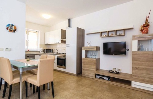 Martina Apartment | Cozy One Bedroom Apartment with Terrace