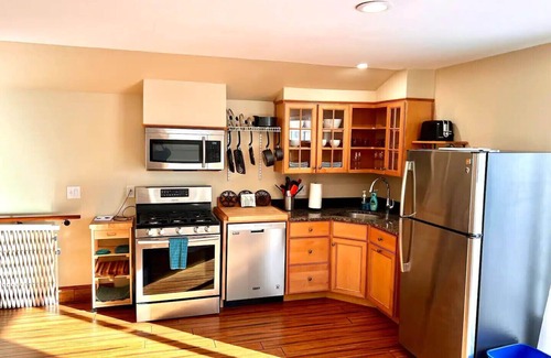 Manchester Center Apartment | Cozy private apartment with winter views of Mt Equinox