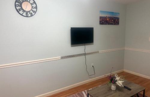 Spring House | Cozy Private Apartment