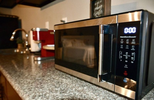 Willow Apartment | Cozy Private Guest Suite, Unit #1